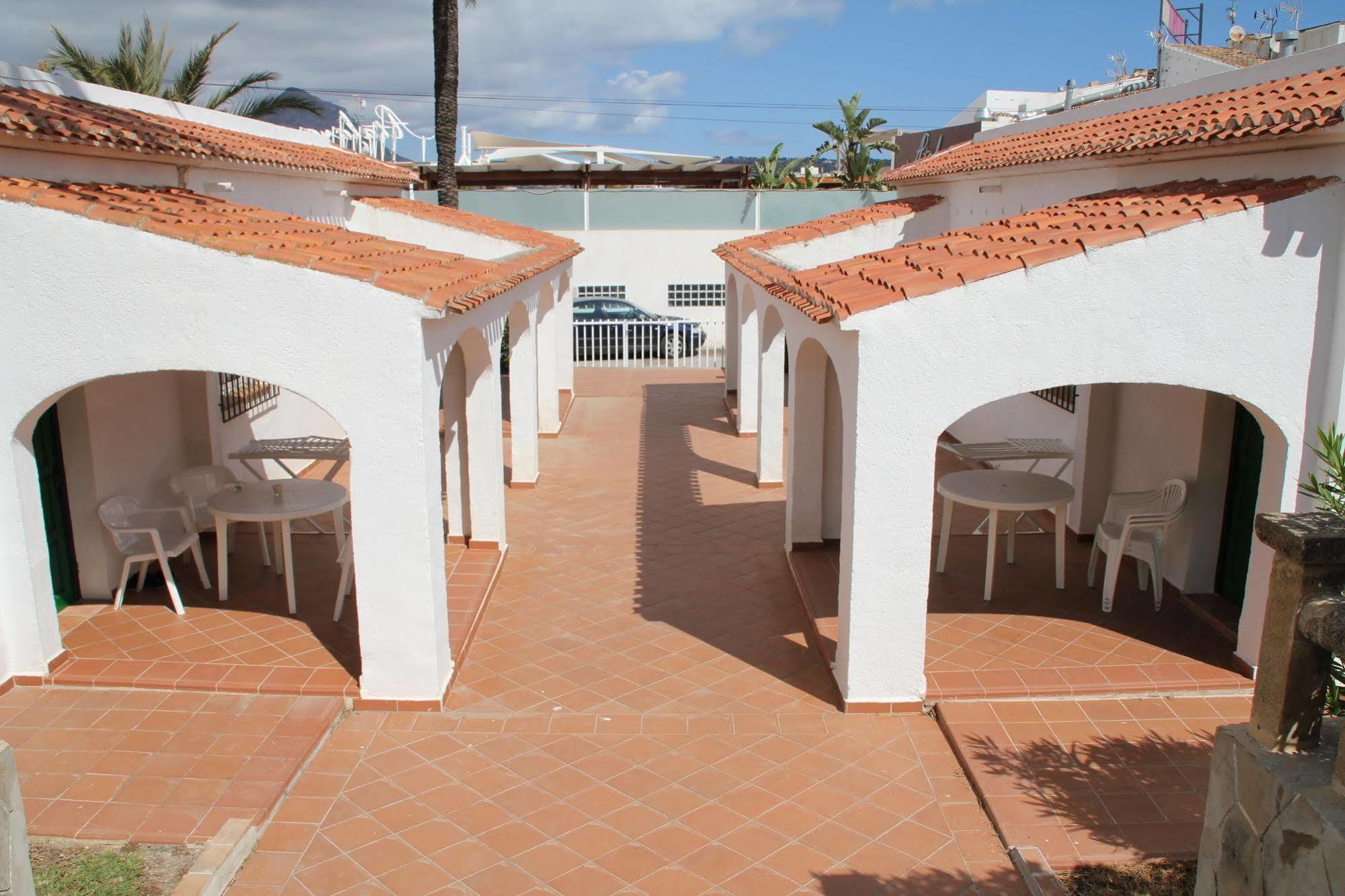 מלון Jávea Bungalows El Arenal מראה חיצוני תמונה