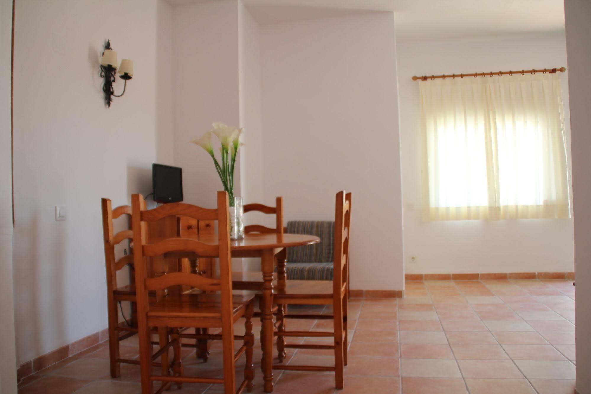 מלון Jávea Bungalows El Arenal מראה חיצוני תמונה